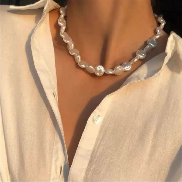 Elegant Irregular Pearl Multi-layer Necklace with Heart Pendant - Image 6