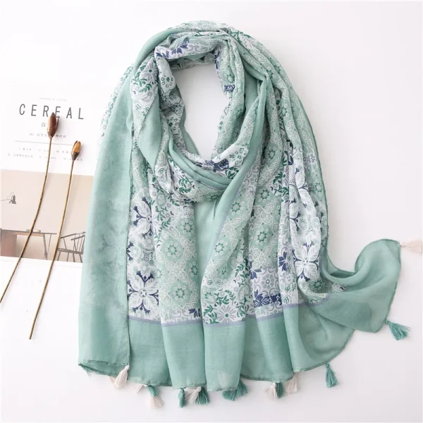 Classical Print Lady Scarf - Image 3