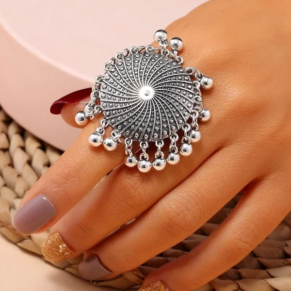 Vintage-Style Bohemian Purple Crystal Ring - Image 7