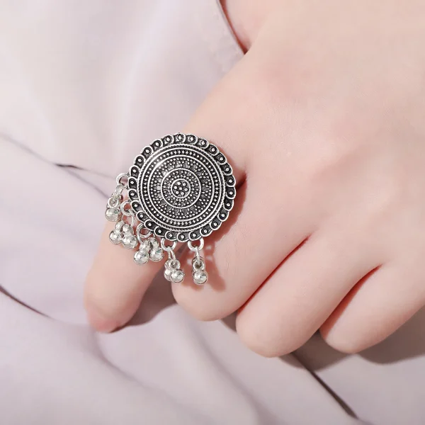 Vintage-Style Bohemian Purple Crystal Ring - Image 10